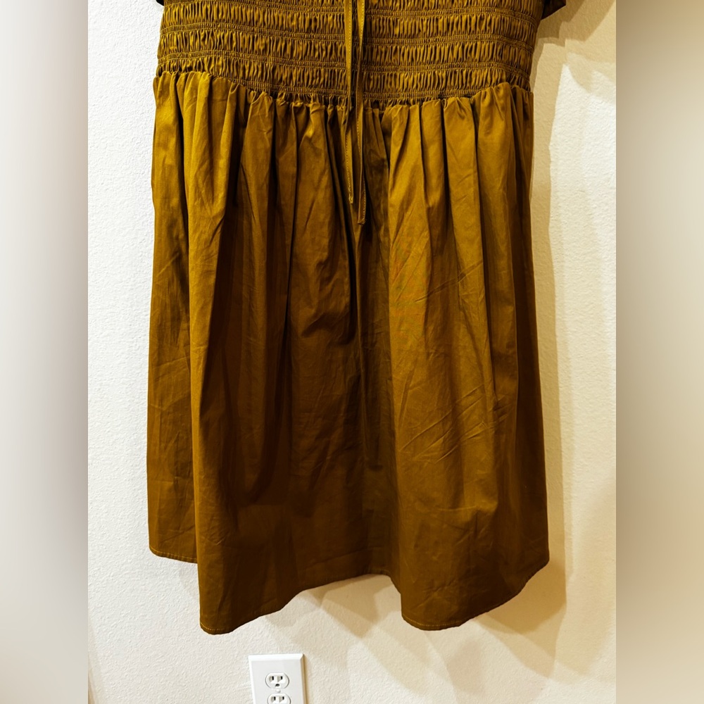 Moon River Smocked Tiered Midi Dress Size Small - Picture 2 of 7